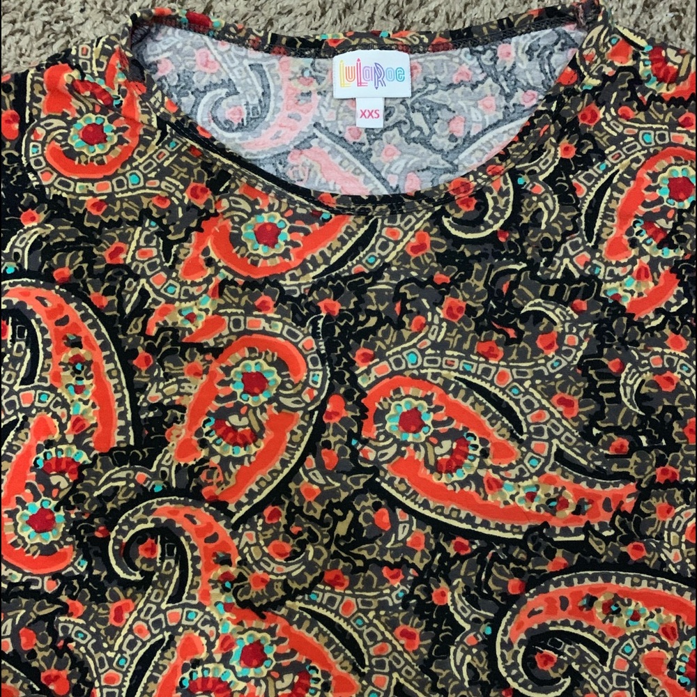 🧡 LulaRoe Irma Shirt 🧡